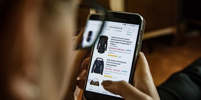 Przygotowanie opisu produktu w e-sklepie Aplikacja Allegro wspierana przez Apple Pay! Jak wygląda rynek zakupów online w Polsce Sprzedaż w e-commerce